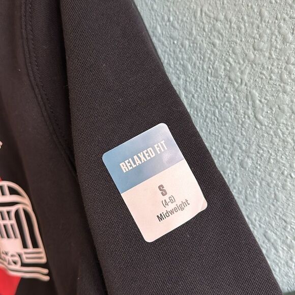 FRIENDS OF CARHARTT GRAPHIC SWEATSHIRT WOMENS SMALL (4-6) NWT BLACK - Picture 6 of 8